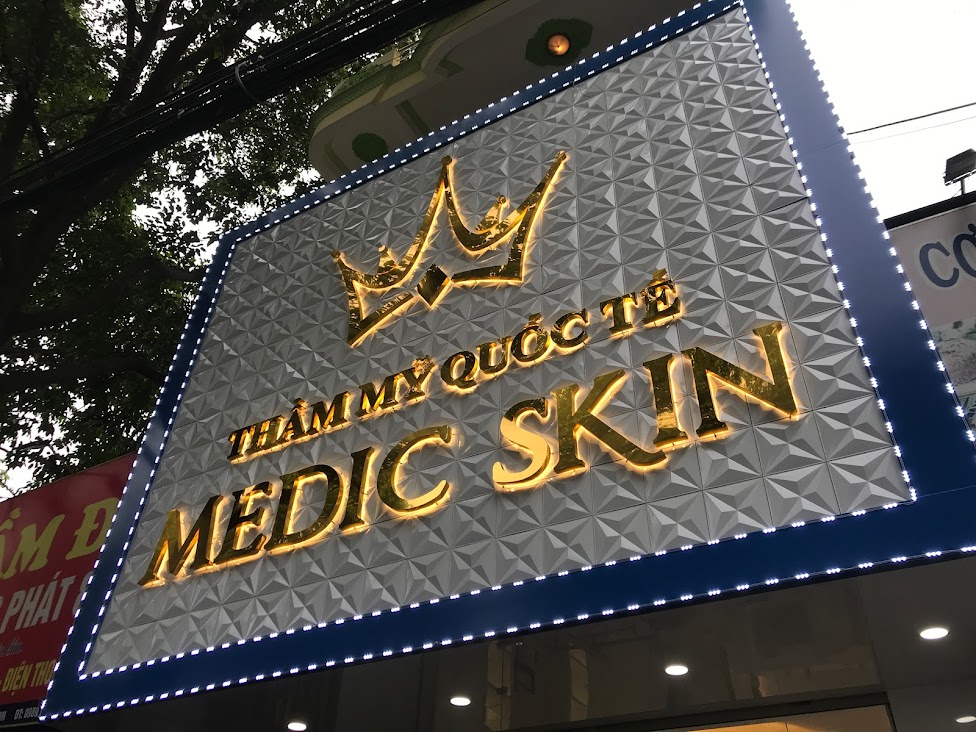 bảng hiệu alu thẫm mỹ